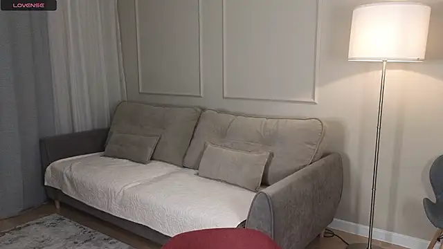 cutienaughtygirl webcam