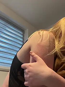 nallinee - Nallinee's free webcam