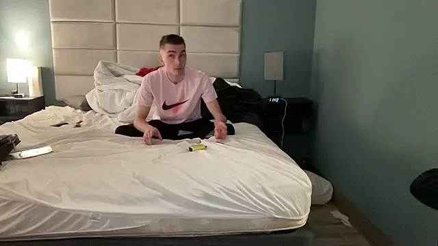 cosmiccloudpig - Cosmiccloudpig's free webcam