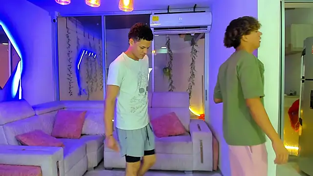 Houseofwarrios webcam