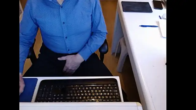 dutchpornking - Dutchpornking's free webcam