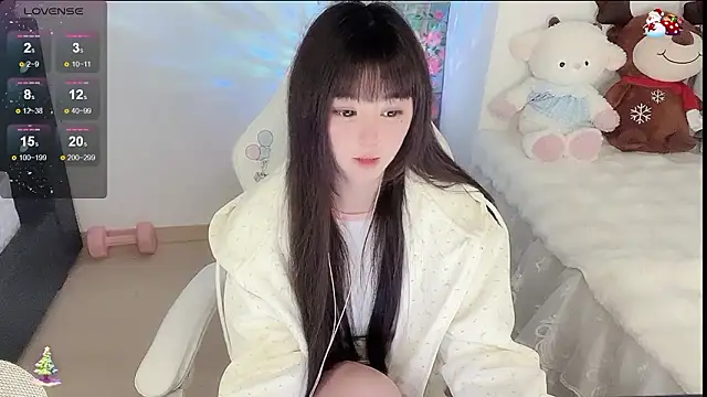 yuii-7 - Yuii-7's free webcam