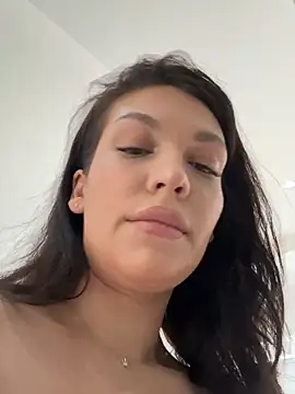 clarapasssion - ClaraPasssion's free webcam