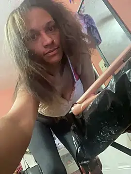 icanbeyourplaytoy webcam