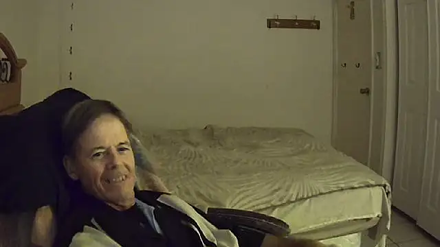 nakeedcowboi65 webcam