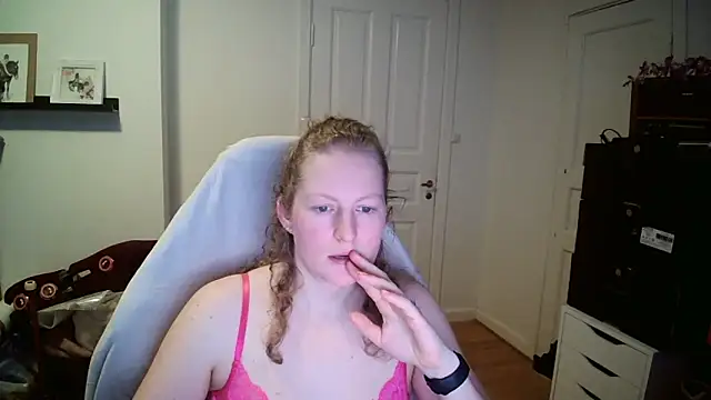 Girlnina-1995 webcam