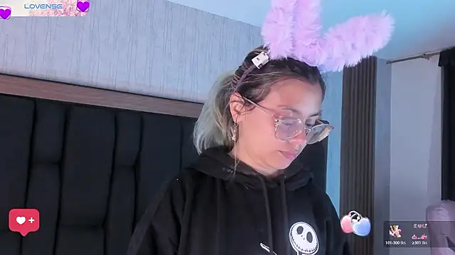 yukkykuran_ - YukkyKuran_'s free webcam - UK Sex Cams