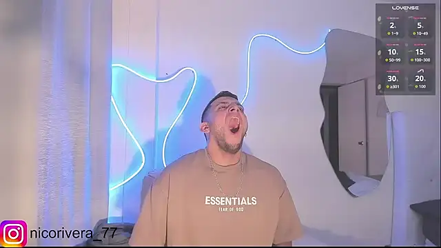 nico_rivera webcam