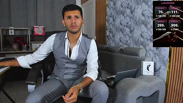 Hideintheoffice webcam