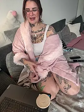 NyxTattoo webcam