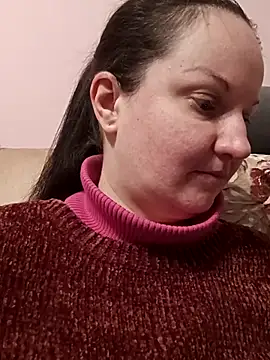 BustyLadyAlma webcam