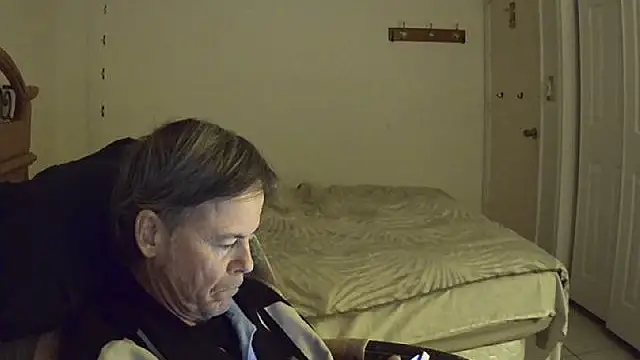 nakeedcowboi65 webcam