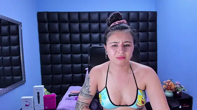 celeste_blue69 webcam