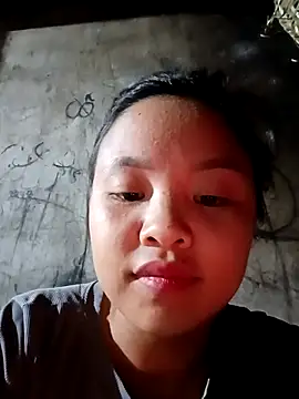 pretty-haert - Pretty-haert's free webcam