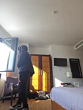 no_snitch_isoke webcam