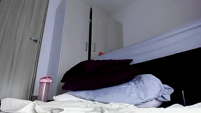 skarleth69 - Skarleth69's free webcam