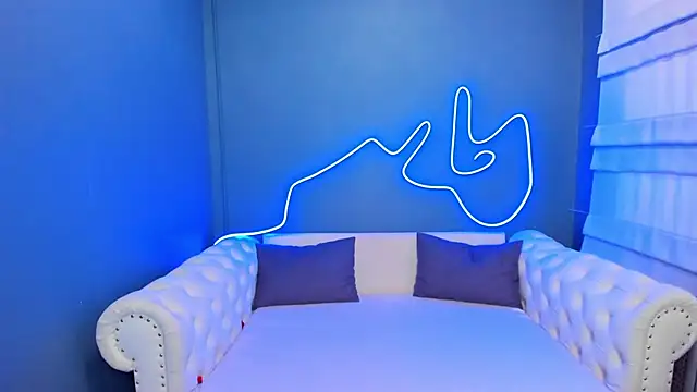 rock_n_roxy - Rock_n_roxy's free webcam