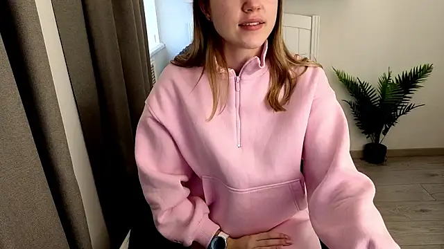 just_l0ve_me - Just_L0VE_me's free webcam