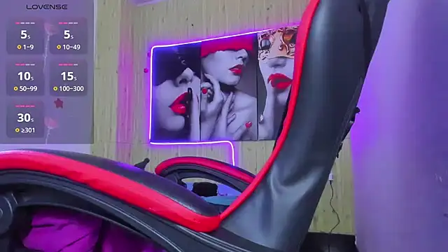 dolly_boob - Dolly_boob's free webcam