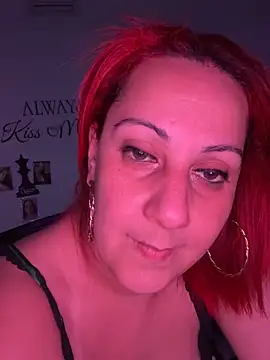 deelight124 - DeeLight124's free webcam