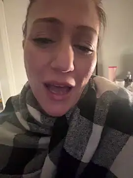 TheSweetestFknSlut webcam