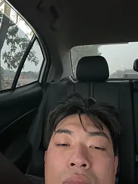 Sóc lọ Show Ass , Bắn Tinh