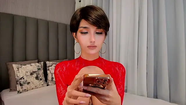 EmeraldGreyson webcam