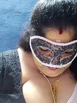 Webcam Model (tamilthanushri) is live