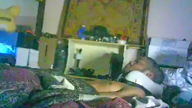 ON3YOULLN3VER_FIR3 webcam