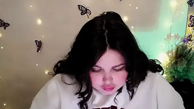 Emily_Mo webcam