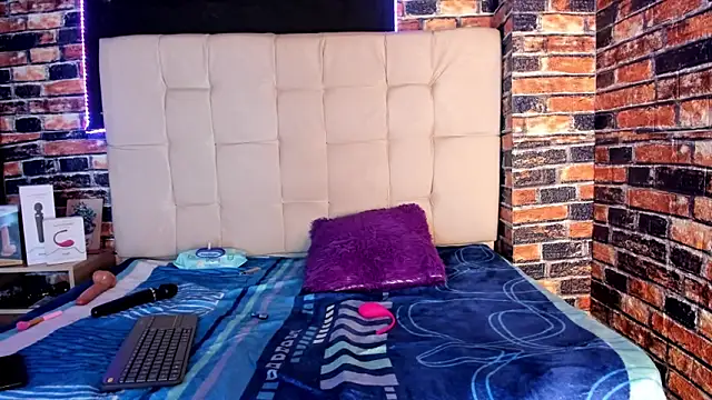 meelanyharux303av webcam