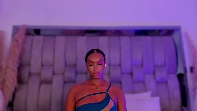 ChaynnaCooper webcam