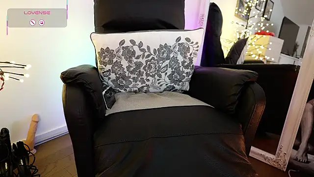 GingerAleMILF webcam