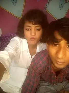 Freakingromance webcam