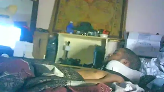 ON3YOULLN3VER_FIR3 webcam