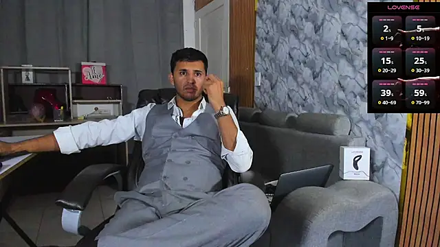 Hideintheoffice webcam