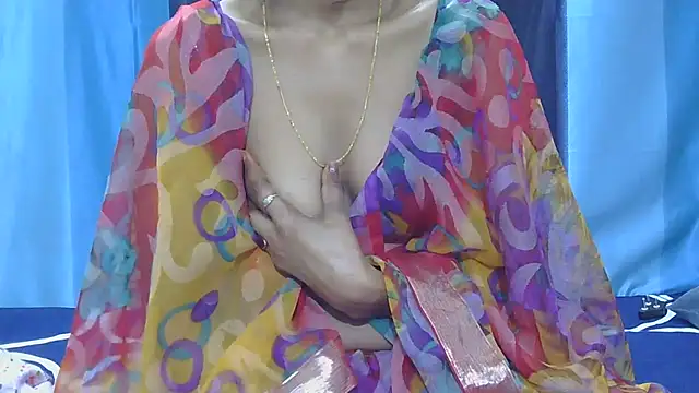 Aarti_misty71 webcam