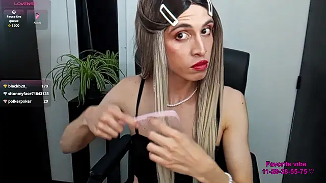 andy_roses - Andy_Roses's free webcam