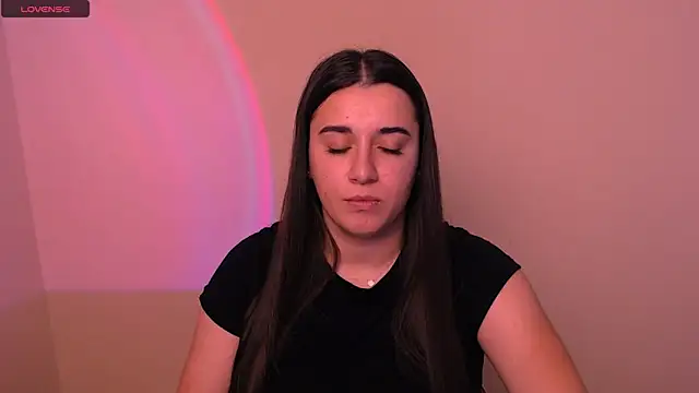 alinadoll_ - AlinaDoll_'s free webcam