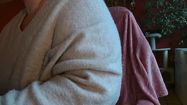 petitoiseau67 - Petitoiseau67's free webcam