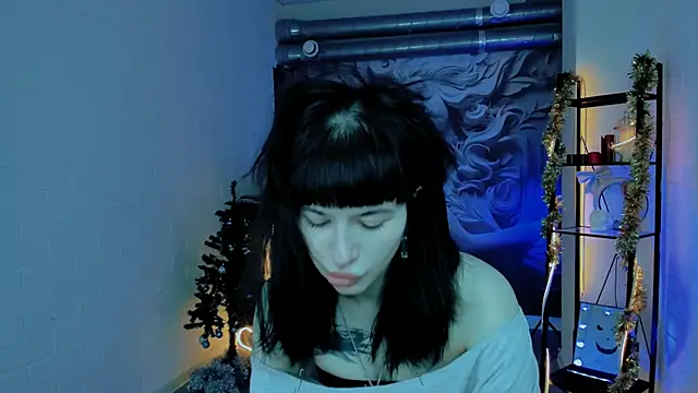 hollydennis - HollyDennis's free webcam