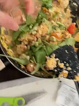 Webcam Model (madlynn)  is live.Free join now!