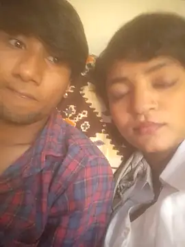 Freakingromance webcam