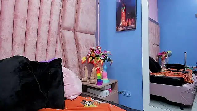 HornySkinny26 webcam