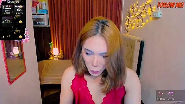 Mystic_HugeDeity_Cock webcam