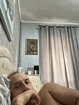 lecatore80 (Ask my age) - Show my dick