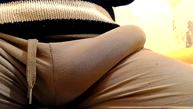 gae89tano (Ask my age) - Make My Cock Very Happy