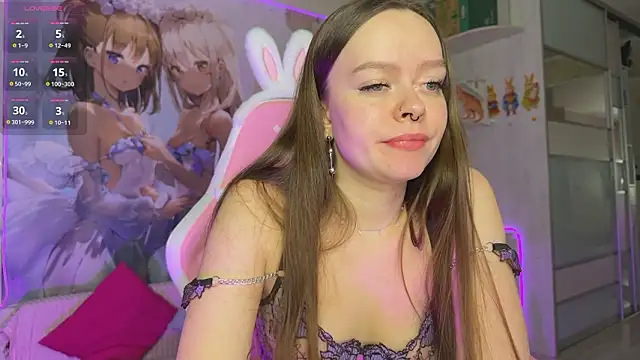 CheekySashaCharm webcam