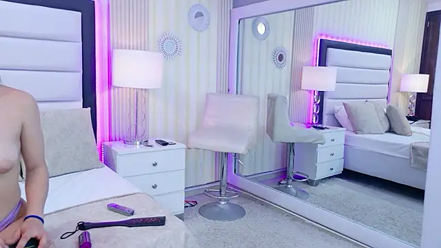 CristalAndDeimon webcam