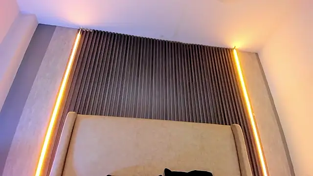 nalaroux - NalaRoux's free webcam